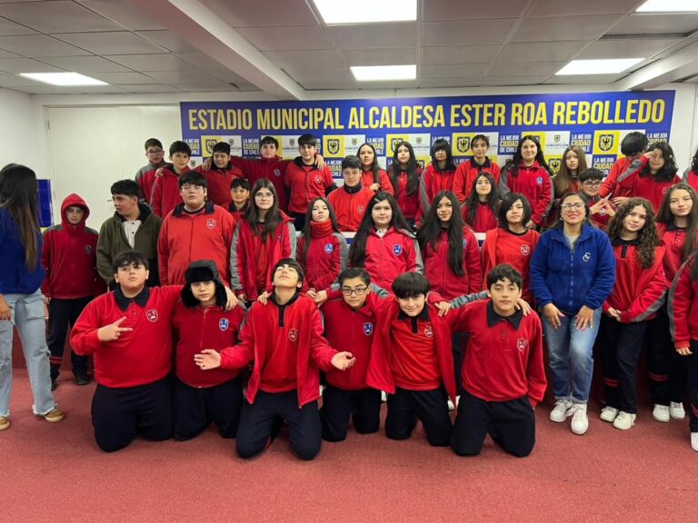 Salida pedagógica 7° Básico «Estadio Ester Roa»
