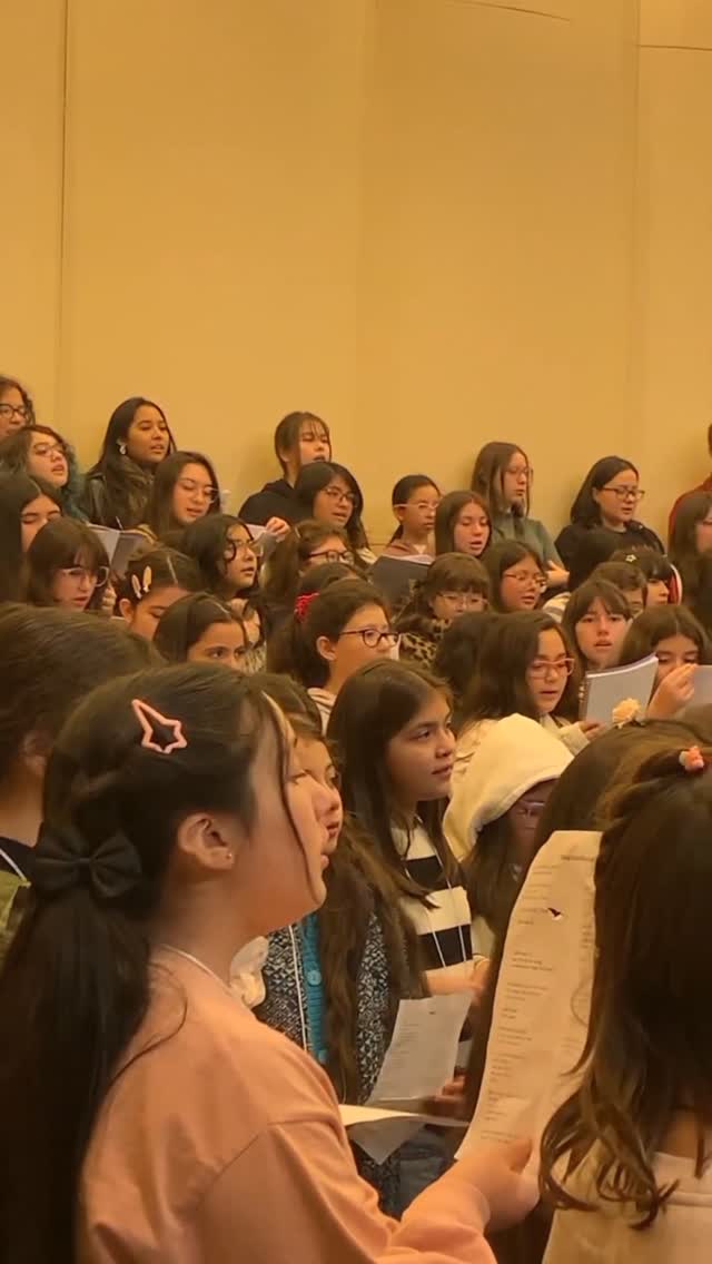 Segundo Dia Ensayo Coro Christian College